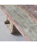 Table basse originale en bois