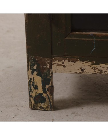 Petite armoire vitrine